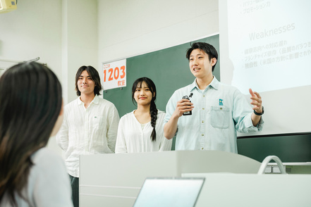 産業能率大学 初年次ゼミでは全ての一年生がPBL、グループワーク、プレゼンテーションといったSANNO独自の学び方を体験します