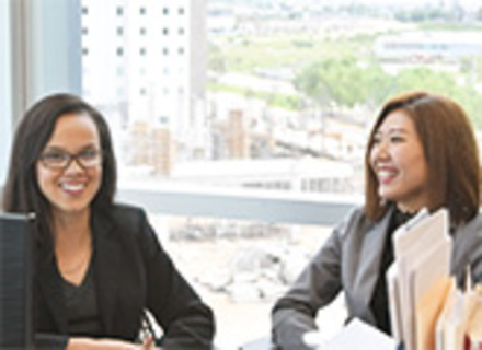 神田外語大学の特長３