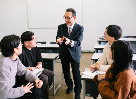 和光大学の特長３