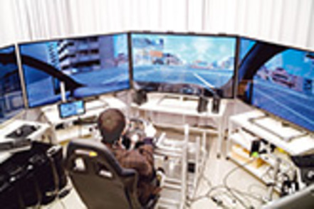 成蹊大学 自分に合った専攻分野で深い専門知識を修得。専攻の垣根を越えた科目の履修も可能です。