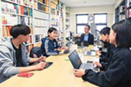 関西学院大学 神学研究をリードする先生から少人数で手厚い学びがあります