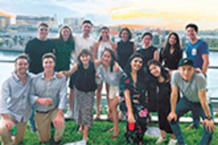 関西学院大学 充実した留学プログラムで原則全学部生が海外留学を経験。学部独自の奨励金制度も充実しています