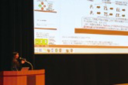 立命館大学 研究発表会「PSアカデミック・フェスタ」では、プレゼンテーション力やチームワークが試されます。