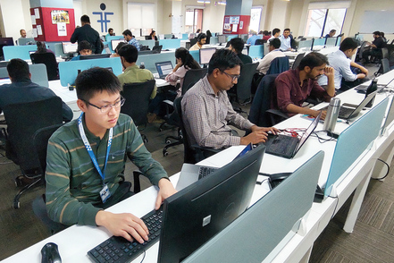 立命館大学 海外インターンシップ（インド）の様子