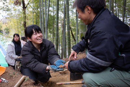 天理大学 キャンパスの近隣にある東乗鞍古墳の発掘調査
