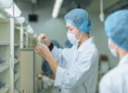 日本薬科大学の特長１