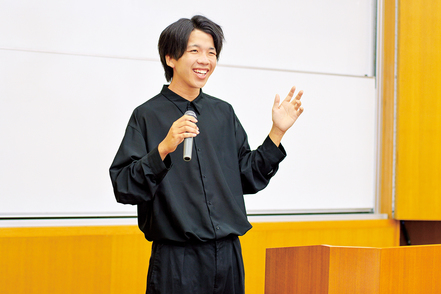 高松大学 企業経営コースでは、「企業」がどのような原理で働き、誰がどのように管理するのかを理解するために「企業」を考察します。