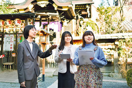 平安女学院大学 キャンパスは、観光都市京都の真ん中にあります