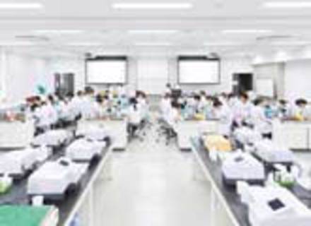 京都薬科大学の特長１