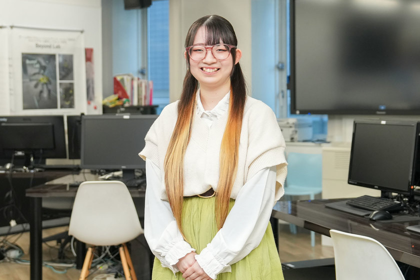 宝塚大学の学生