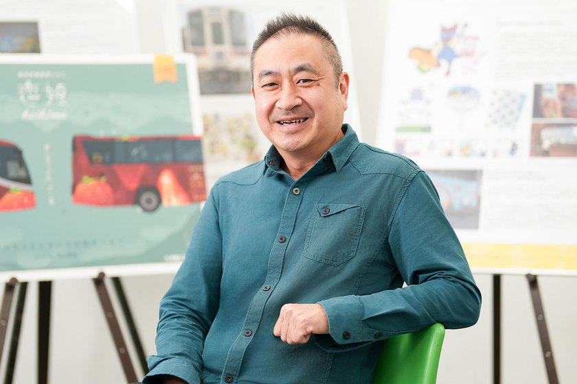 宝塚大学の先生