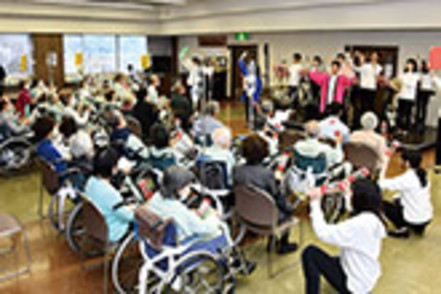 東海大学 芸術学科の学生による、病院内コンサートプロジェクト