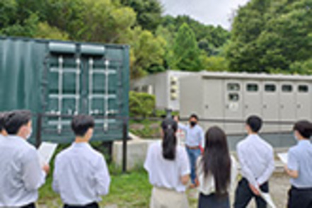 東海大学 フィールドワークなど、社会経済の問題と政策のリアリティを学ぶ機会も豊富です。