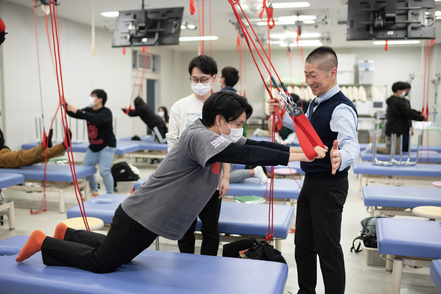 北海道文教大学 ●リハビリテーション学科(理学療法学専攻)／スポーツや神経、内部障がい、小児など、さまざまな専門領域が学べる！