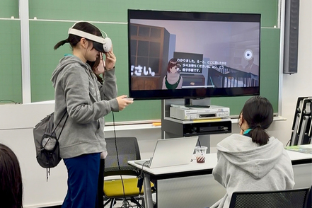 北星学園大学 VR（仮想現実）技術を活用して福祉における幼児虐待防止の訓練プログラムを実施しました。