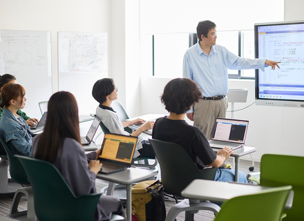 東京情報デザイン専門職大学の特長１