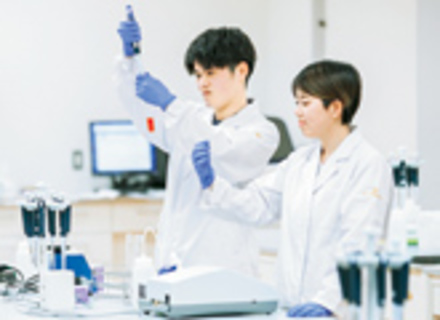 四日市看護医療大学の特長１