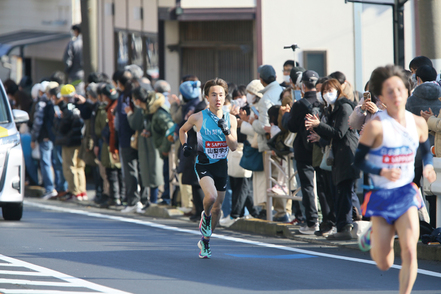 山梨学院大学 陸上、水泳、サッカー、ホッケー、レスリング、バスケットボールなど、カレッジスポーツの殿堂として知られる本学