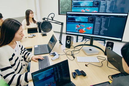 人間環境大学 やりたいことを好きなだけ学べるカリキュラム。学んだその場で試せる授業が、確かなスキル定着となり進路を切りひらきます