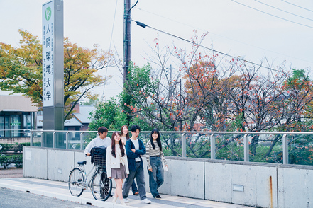人間環境大学 JR名古屋駅から新快速で14分！JR「大府駅」から徒歩2分の大府キャンパス