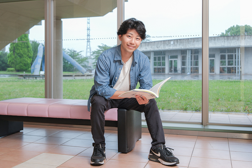 宇部フロンティア大学の学生