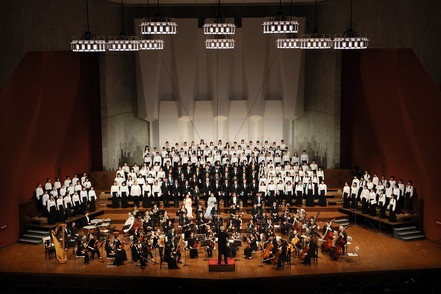 平成音楽大学 定期演奏会では、学科・コースの枠を超えて演奏会を作り上げます