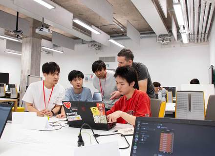 国際工科専門職大学の特長１