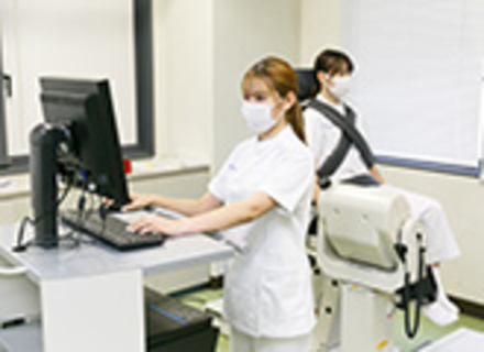 大阪行岡医療大学の特長２