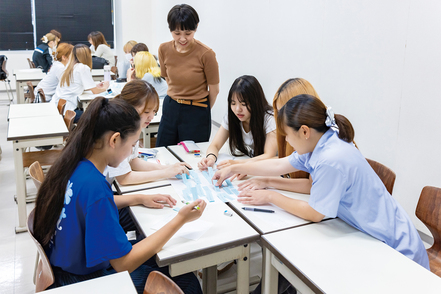 西南女学院大学 ヒューマンサービスの専門家として必要な知識と技術の修得