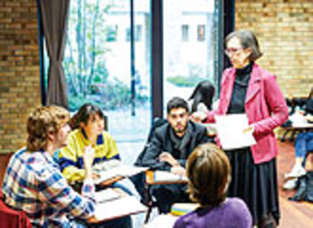 関西外国語大学の特長１