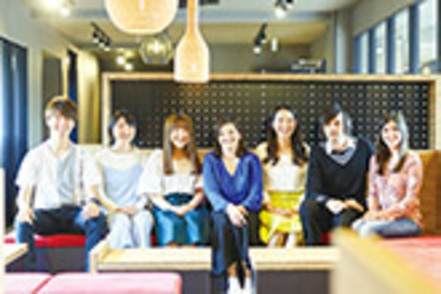 関西外国語大学 関西外大の学生と留学生を合わせた約650人が、学・食・住を共にしながら学べる共同生活施設をキャンパス内に併設