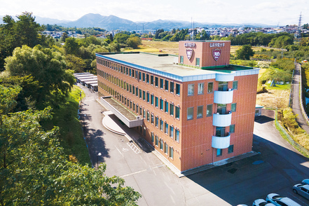 弘前学院大学 高い資格取得率と就職率を維持し、県内外で活躍できる人材を育てます