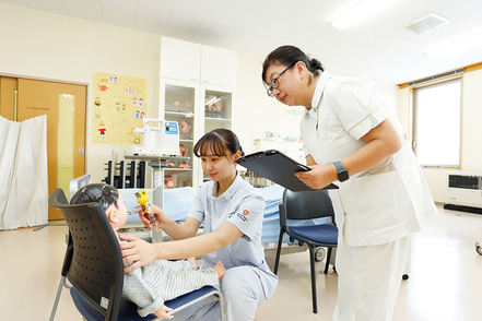 弘前学院大学 チューター制度による充実したサポート体制を整備