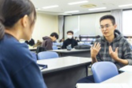 開智大学 カウンセリングはコミュニケーション能力が重要。アクティブ・ラーニングの授業でコミュニケーション能力を養います