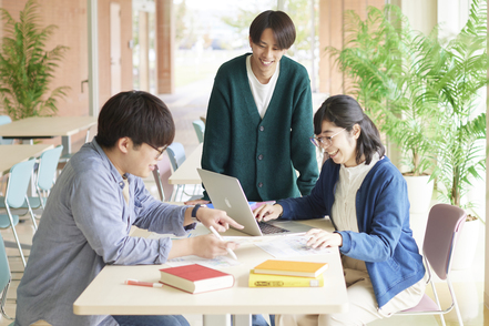 新潟食料農業大学 【ビジネスコース】「つくる」と「食べる」をつなぎ、新たな事業価値・社会価値を創造する