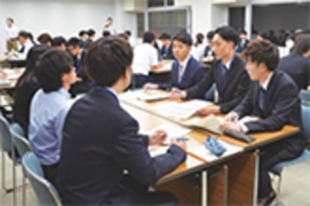 岐阜協立大学 自治体財政研究会では、自治体と連携して財政や政策を学ぶ