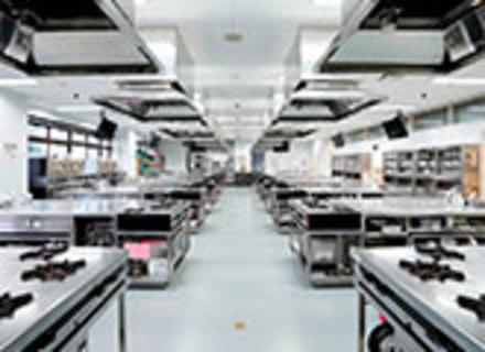 日本栄養大学の特長２