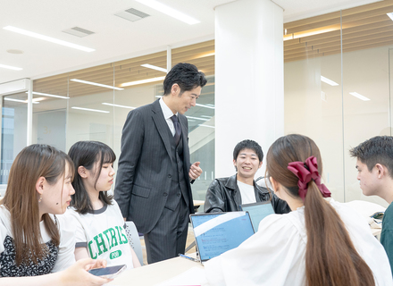 目白大学の特長１