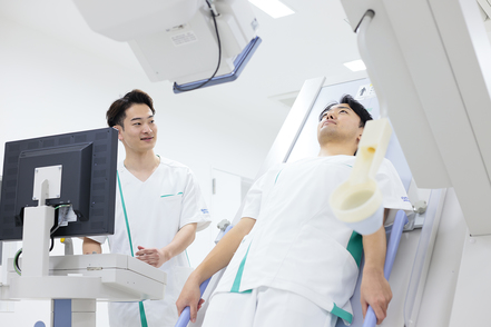 群馬パース大学 【放射線学科】知識・技術だけでなく、態度・接遇といった医療人として必要不可欠な思考や判断能力を養います。