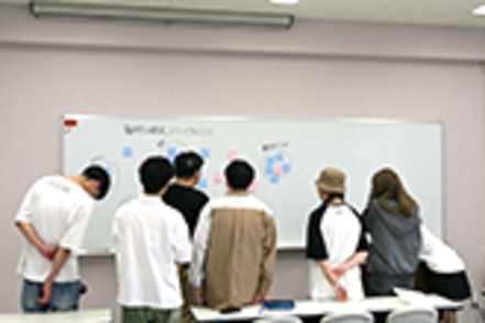 仁愛大学 経営や観光学、データサイエンス、語学など、さまざまな学びが広がっています