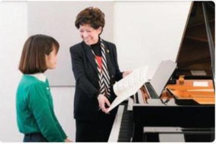 昭和音楽大学 2024年度に実施した授業アンケートでは実技レッスン満足度98.9%！ 練習室は135室あり、学生数に対し高い充実度を誇ります