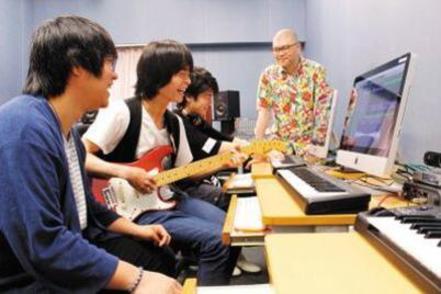 昭和音楽大学 音楽制作に必要な音響機器とDAWソフトの扱い方を学び、プロの現場の制作プロセスをシミュレーションしながら創作していきます