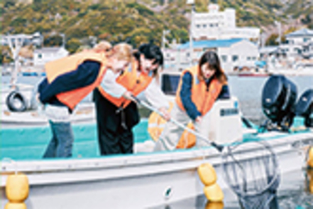 吉備国際大学 【海洋水産生物学科】海業における1次産業の課題を理解し、生物資源や環境を活かして6次産業に貢献できる技術と実践力を修得