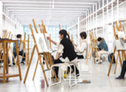 名古屋造形大学の特長２