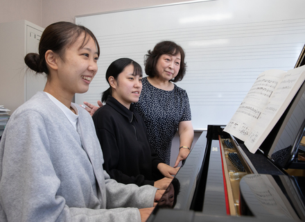 聖和学園短期大学の特長２
