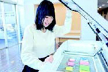 鎌倉女子大学 【創作と表現基礎】図画工作&times;ICTのイメージで、アナログからデジタルまで幅広い創作技術にふれ、表現スキルを磨きます