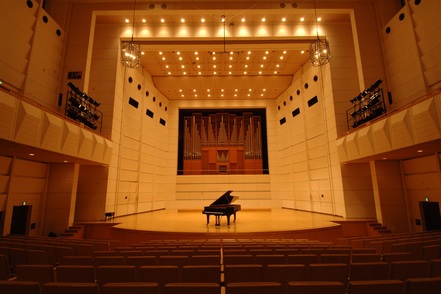 洗足学園音楽大学 全19コースの多様なコースとカリキュラムで将来を見つけよう