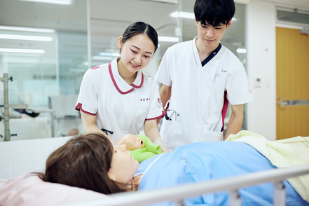 東京医科大学 最先端シミュレーターを用いた実践的なトレーニング