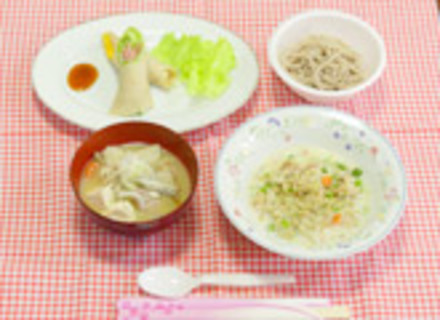 秋田栄養短期大学の特長２