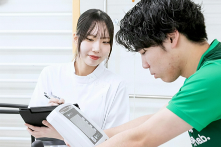 北海道千歳リハビリテーション大学 スポーツによるケガの増加や多様化に対応し、治療から予防までのリハビリテーションを実践的に学びます。